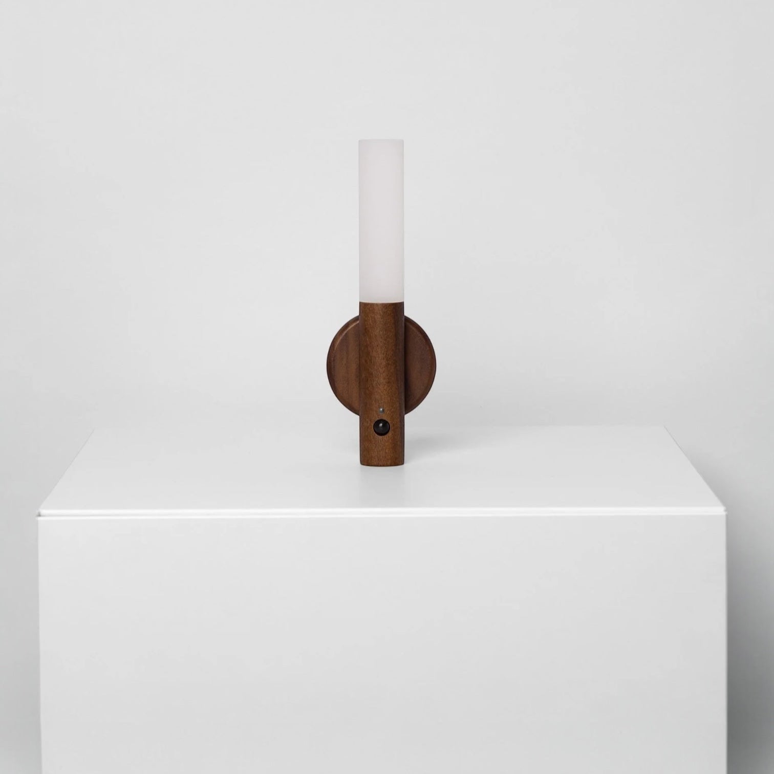 Hue - Oplaadbare Wandlamp.