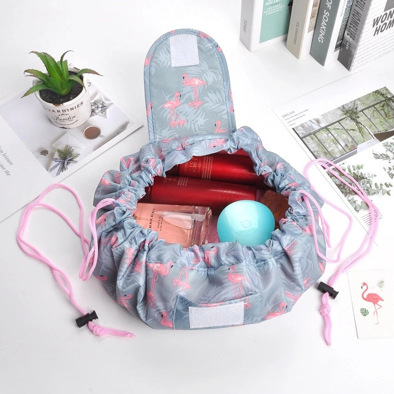 Magic Bag™ | Reisklare waterdichte make-up tas.